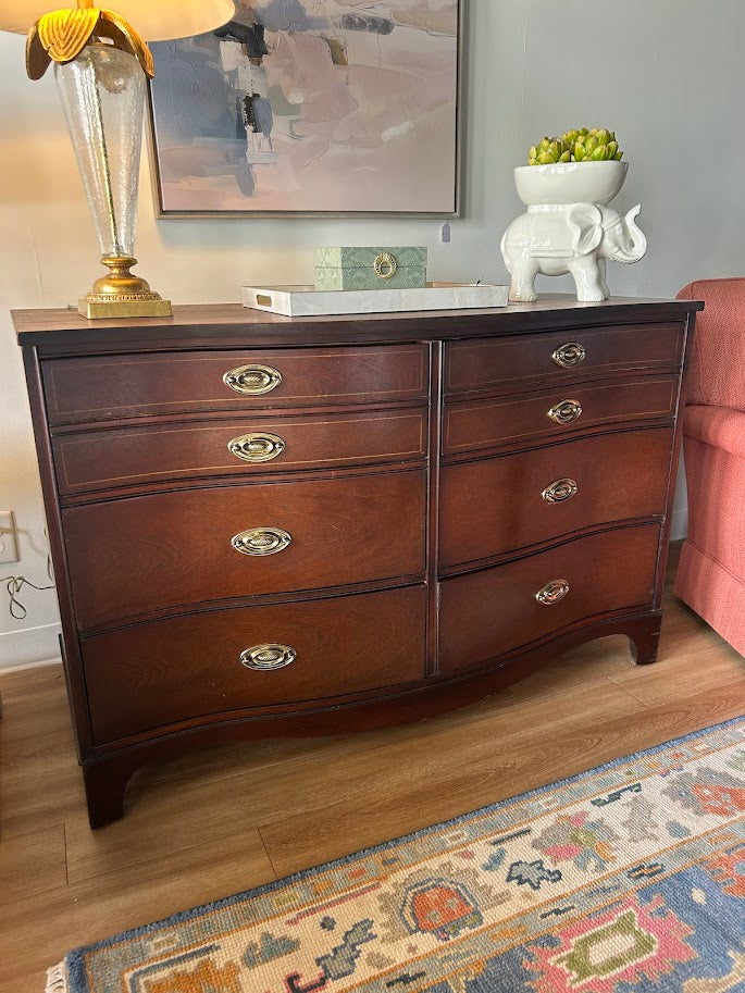 Vintage Mahogany Bow Front 6 Drawer Dresser