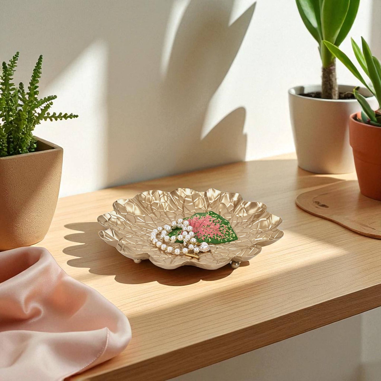 Delphine Gold Metal Lilypad Catchall Tray